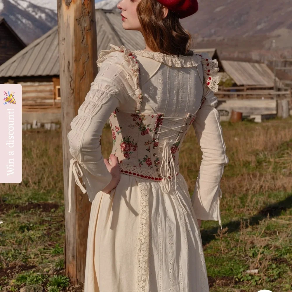 Floral Lace corset - Picture 3 of 3
